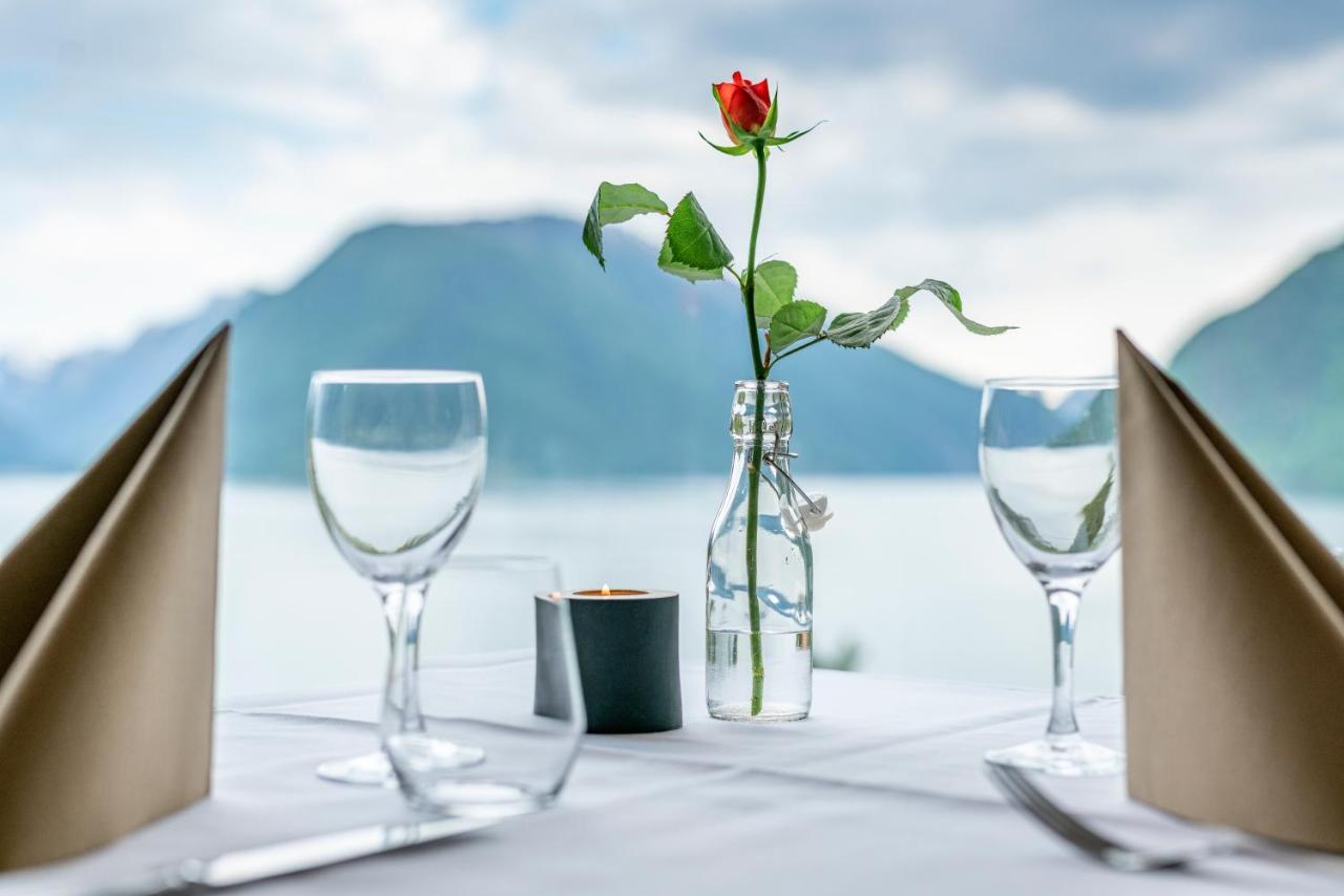 Dragsvik Fjordhotel (Adults Only) Balestrand Ngoại thất bức ảnh